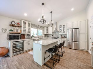9085 E Windrose Dr, Scottsdale, AZ 85260