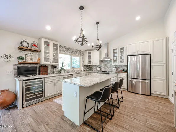 9085 E WINDROSE Drive, Scottsdale, AZ 85260