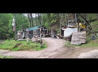 104 Thomasson Rd, Sissonville, WV 25320