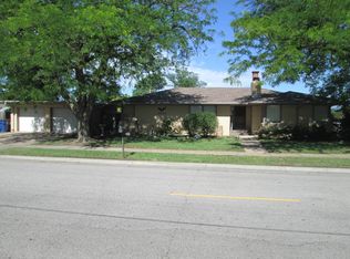 2004 Roach St, Salina, KS 67401