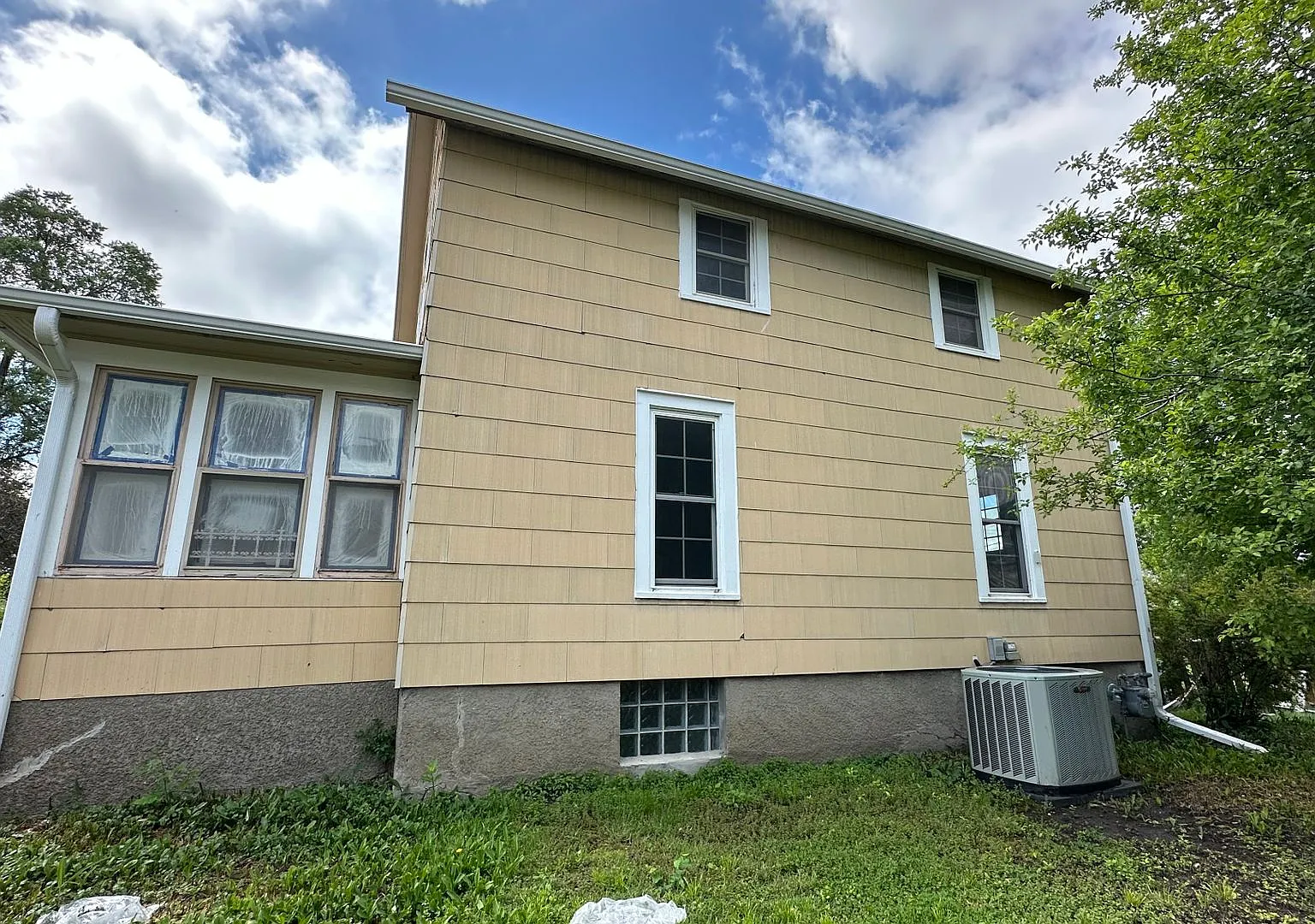 Beautiful 3 Bedroom Rental — Photo 4