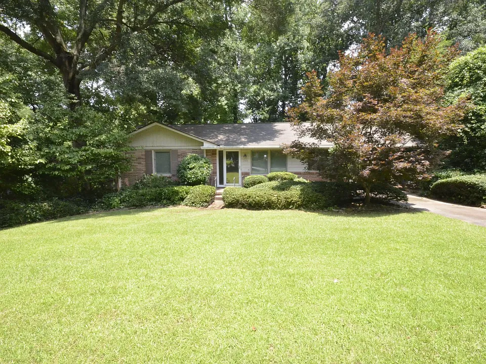 2644 Harrington Dr