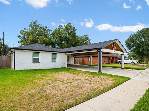 1208 Blackberry Dr, Pasadena, TX 77506