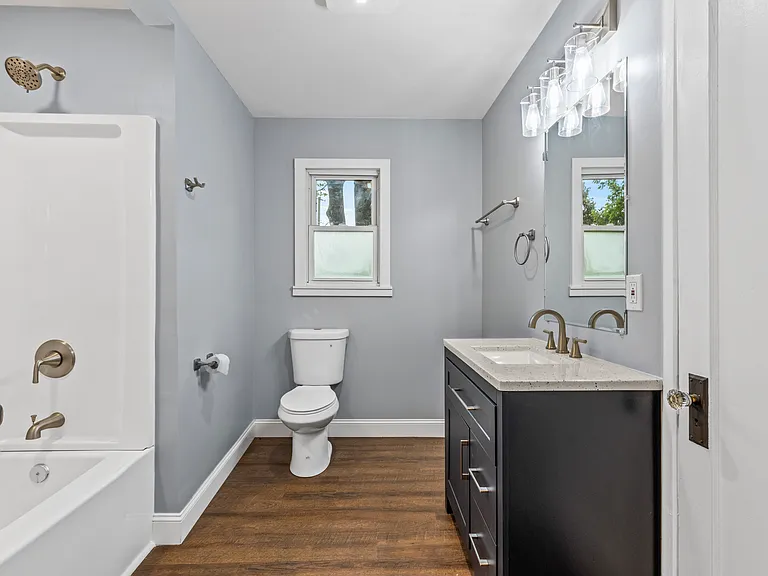 6005 Medlin Heights Rd — Photo 24