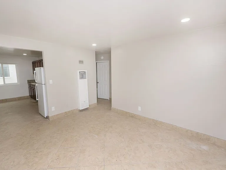 3532-3542 Bancroft Dr — Photo 12