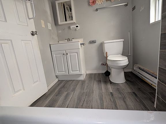 4th image of 336 Quinnipiac Ave #B