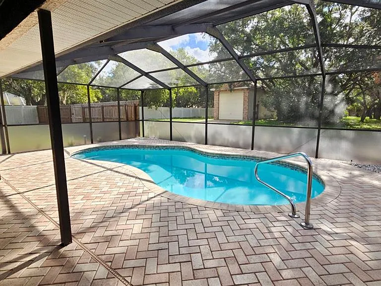 18720 Oak Way Dr — Photo 27