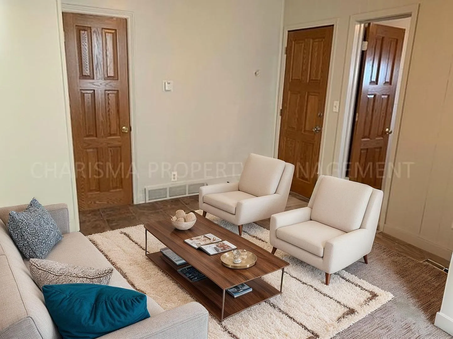 One Bedroom Located In Downtown Sioux Falls. — Photo 3