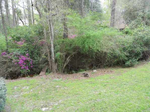 106 Pinehurst Dr, Enterprise, AL 36330