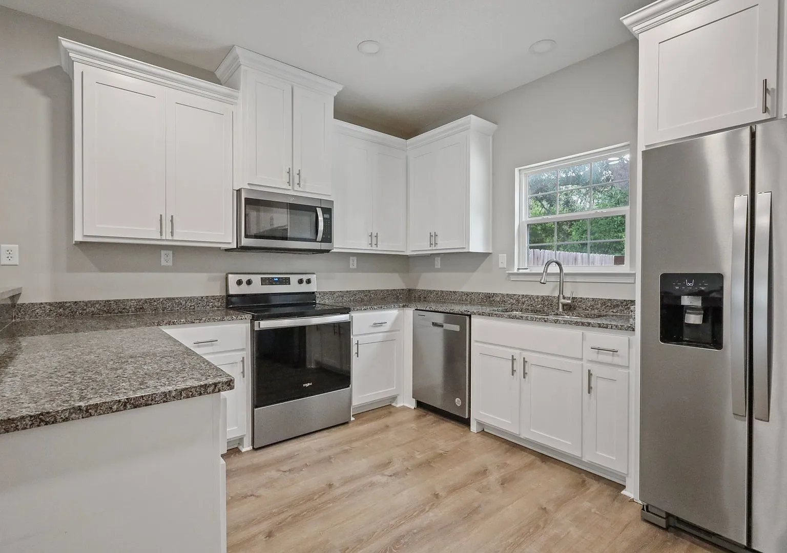 2 Bed / 1 Bath Duplex for Rent $1,350/Month — Photo 3