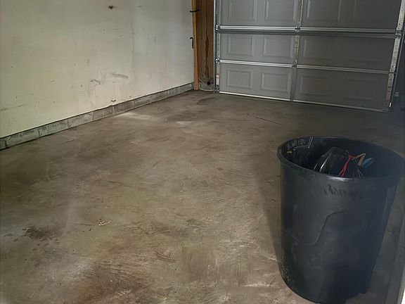 3rd image of 11870 ASHBROOK Circle N