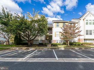 70 Surrey Ln #137, Nottingham, MD 21236