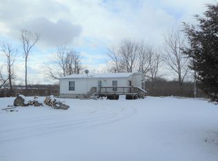 6411 Fighter Rd, Freeport, MI 49325