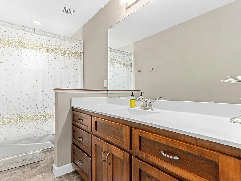 225 Paisley Ln — Photo 20