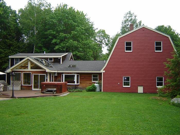 Private, safe back yard