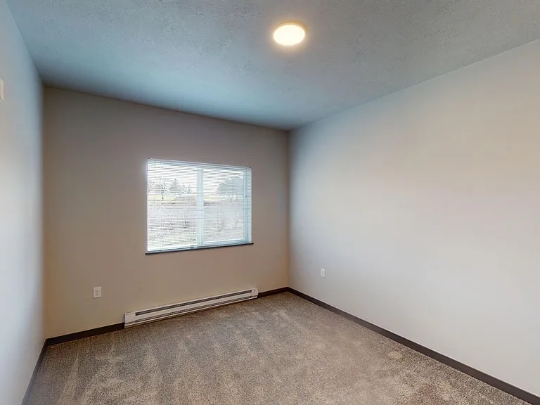 5800 Sunnybrook Plz — Photo 78