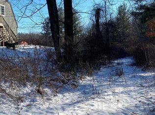 19 Kendall St #19, Granby, MA 01033