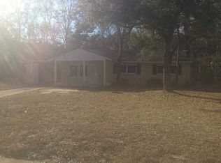 352 Latimer Ln, Mobile, AL 36609