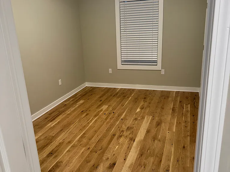 438 N Broadway St #B — Photo 8