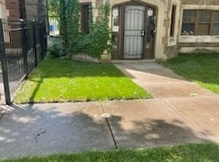 8120 S Ingleside Ave, Chicago, IL 60619