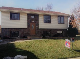 302 7th Ave NW, Altoona, IA 50009