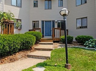 2 Clearwater Ln UNIT 2, East Hampton, CT 06424