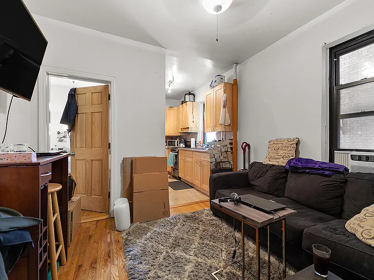 1219 1st Ave #3D — Photo 1
