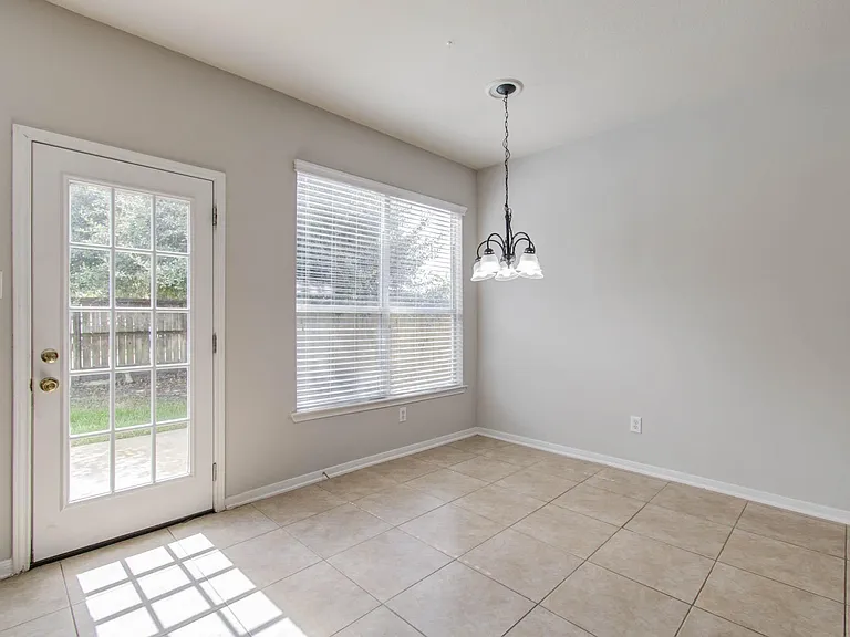 19107 Dawntreader Dr — Photo 15