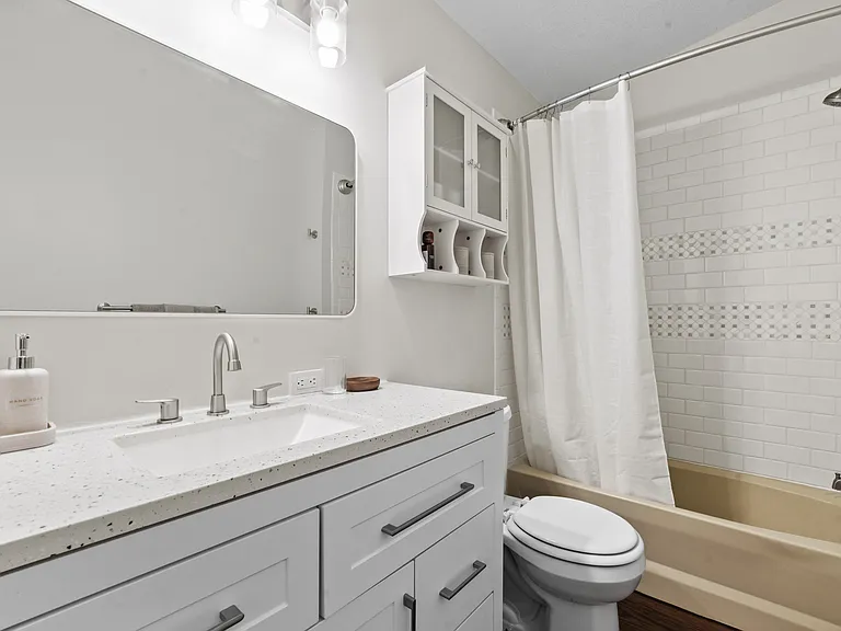 8160 Susan Shores Dr — Photo 17