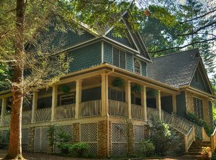 448 Clark Trl, Ellijay, GA 30540