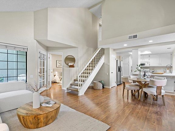 5th image of 2616 Yerba Vista Ct