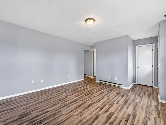 5th image of 420 N Jackson Park Dr