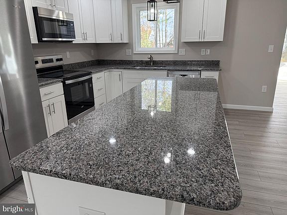5th image of 6468 Pleasant Dr