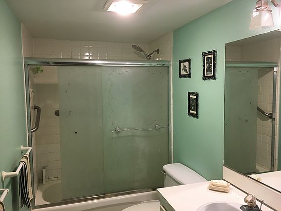 3rd image of 5530 NW 44th St APT 207C