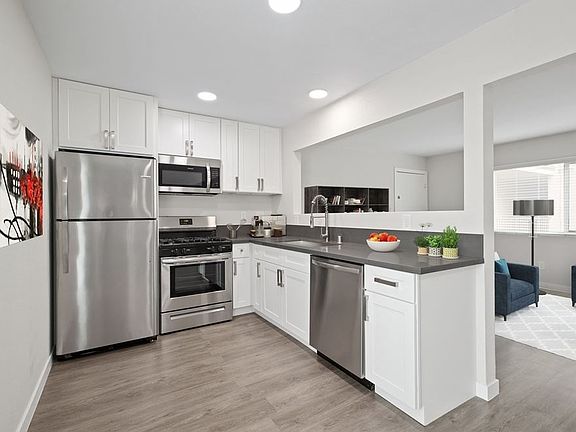 3rd image of 21818-30 Figueroa St #1