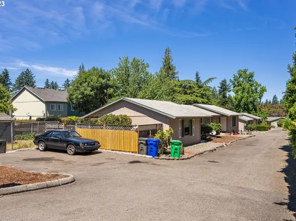 12835 SE Foster Rd, Portland, OR 97236