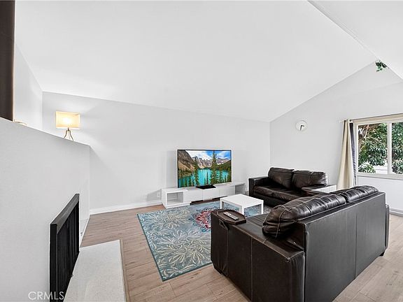 2nd image of 5475 Twin Lakes Dr