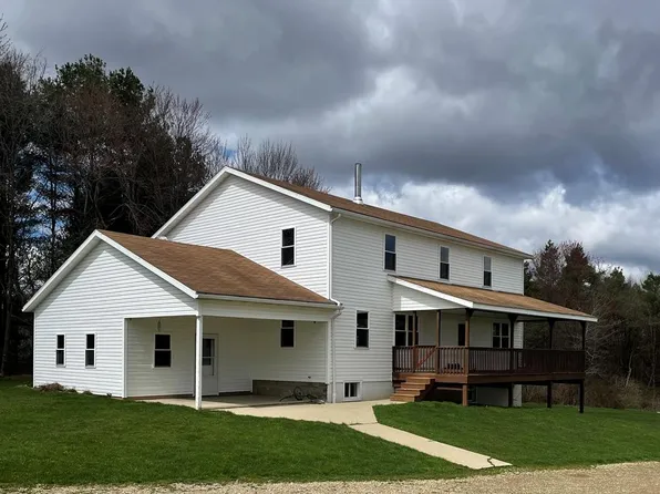 330 Baker Rd, Knox, PA 16232