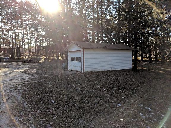4th image of 167 Hagen Dr