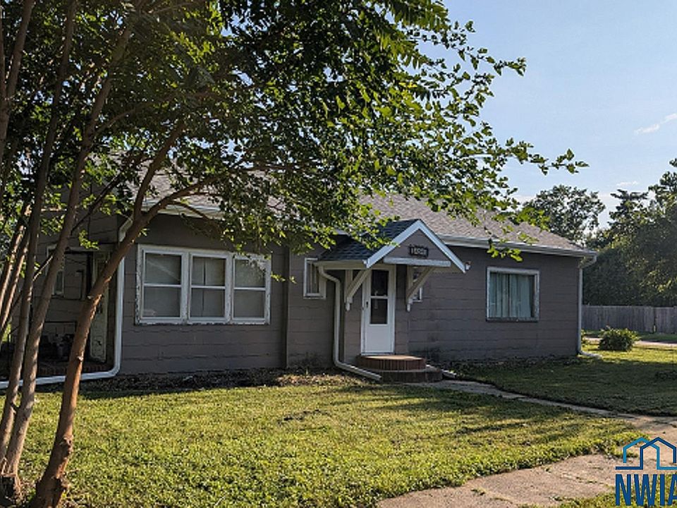 1st image of 306 E 20th St