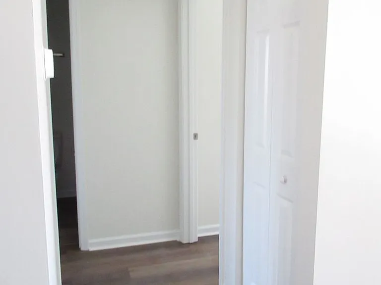 251 Rast St #L8 — Photo 14