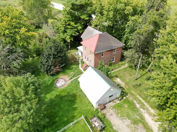 359 Highway 9, Waukon, IA 52172