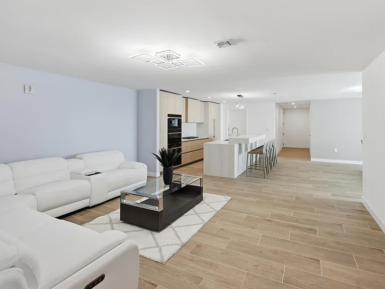 900 N Ocean Blvd #802 — Photo 13