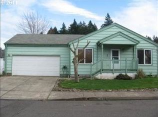 871 S 46th St, Springfield, OR 97478