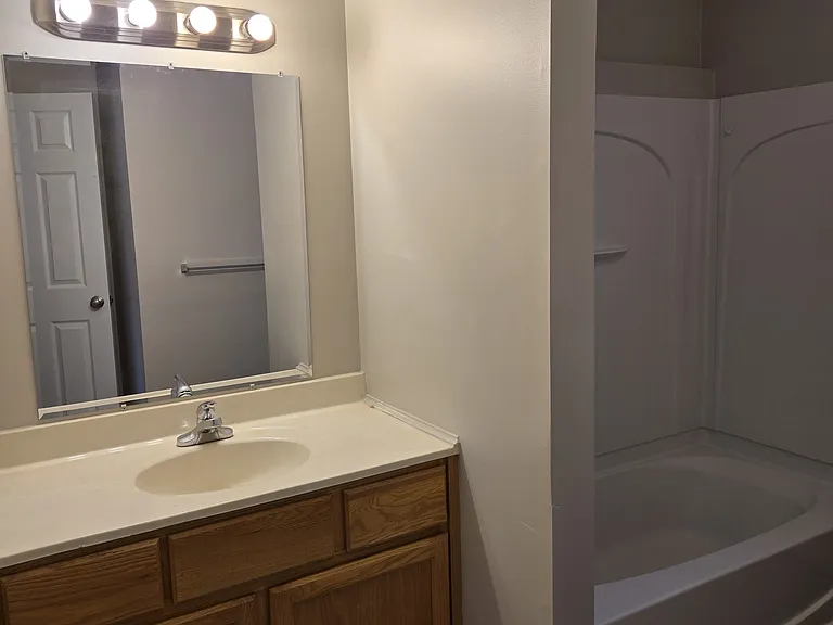 18681 W Spring Lake Rd — Photo 10