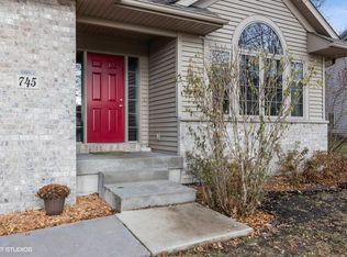 745 Avalon Pl, Coralville, IA 52241