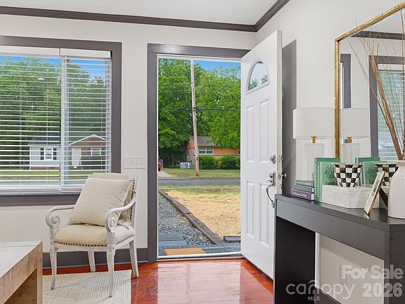 4th image of 766 Briarcliff Rd #1