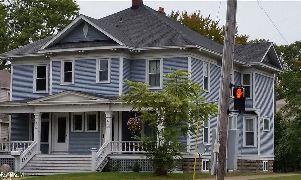 1st image of 1624 Military St