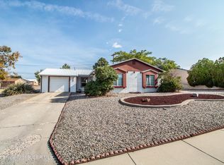 4012 Cedar Dr, Farmington, NM 87402