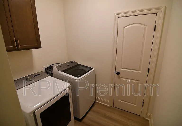 7108 Kenilworth Crossing Ave — Photo 35